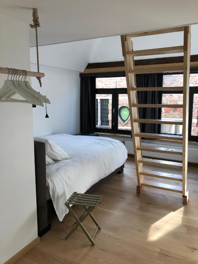 Bed & Breakfast Calis